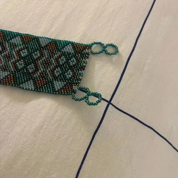 Beaded bracelet - Picture 4 of 5